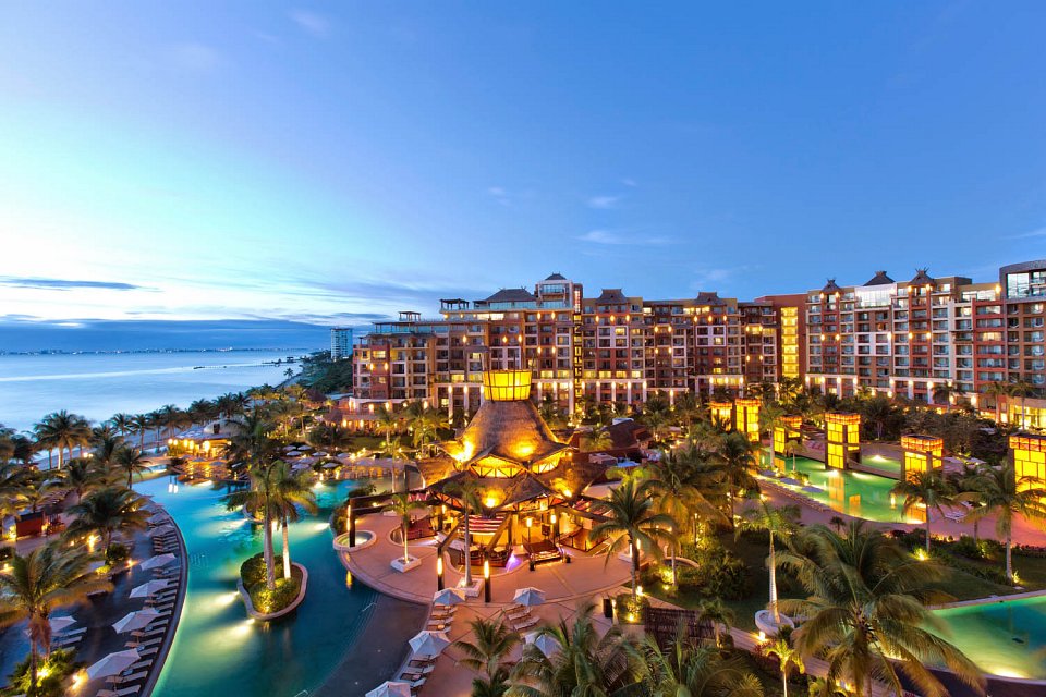 Villa Del Palmar Beach Resort and Spa