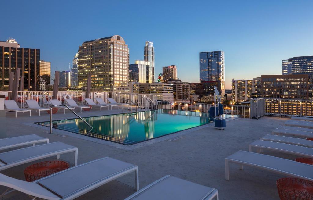 Club Wyndham Austin Downtown